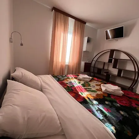 Les Du Valjoly 1 아파트 *