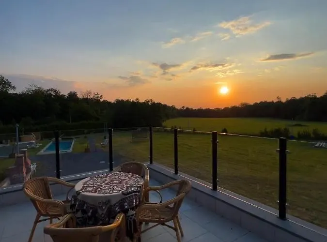 Les Du Valjoly 1 Touvent